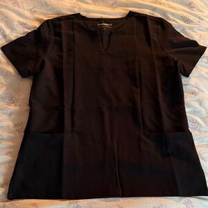 Mandala Black 5 Pocket Notch Neck Women’s Scrub Top Size Small
